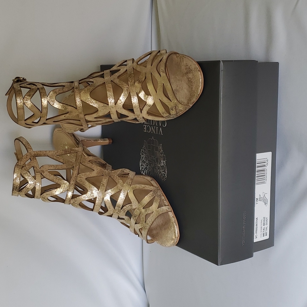 Vince Camuto VC-Prisintha Pump Sandal